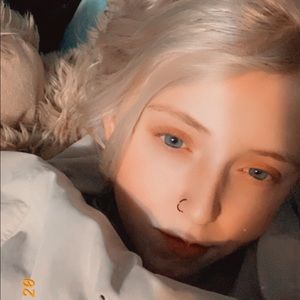 Meet your Posher, Britanie